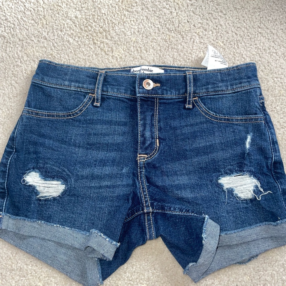 Abercrombie kids mid-rise midi shorts